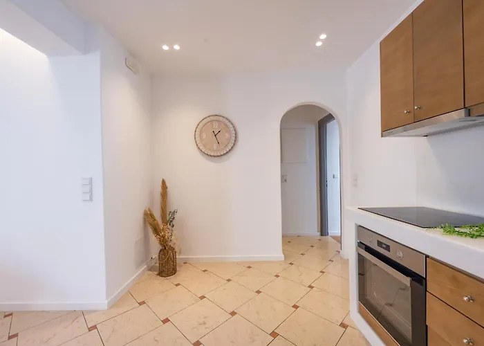 Little Yard & #8 Appartement *