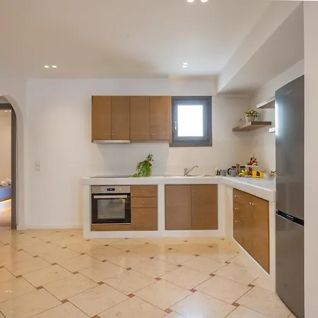 Little Yard & #8 * Naxos City